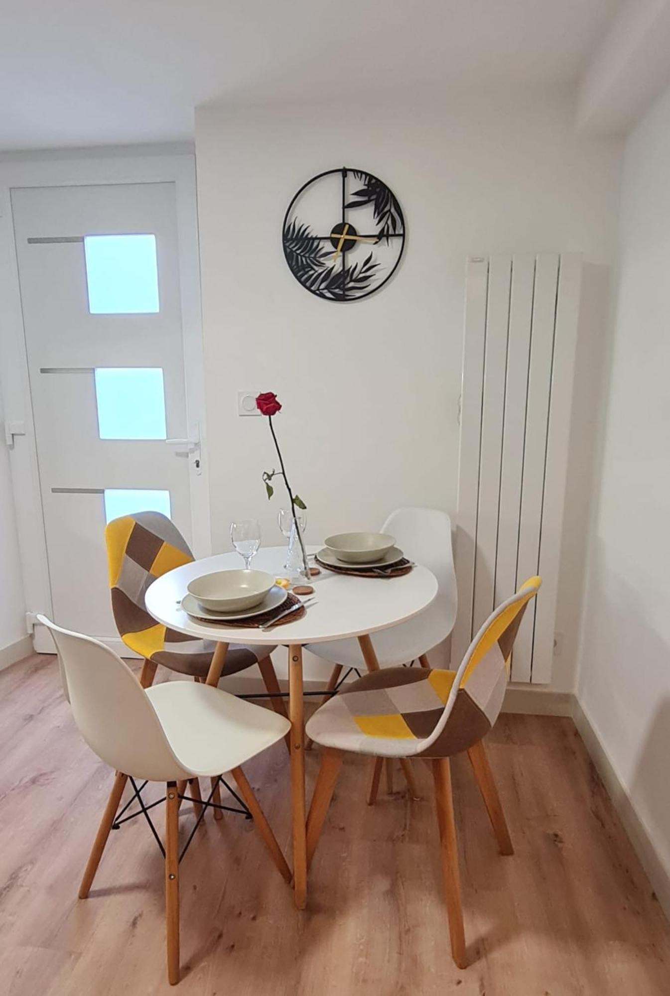 Apartment Avec Jardin *